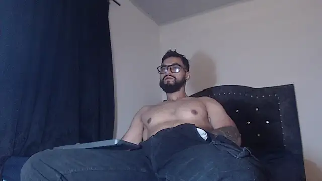 Chrys harris77 online show from March 30, 12:34 am