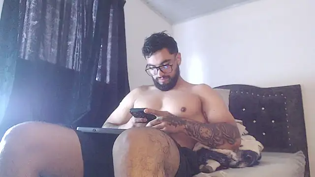 Chrys harris77 online show from April 17, 9:39 pm