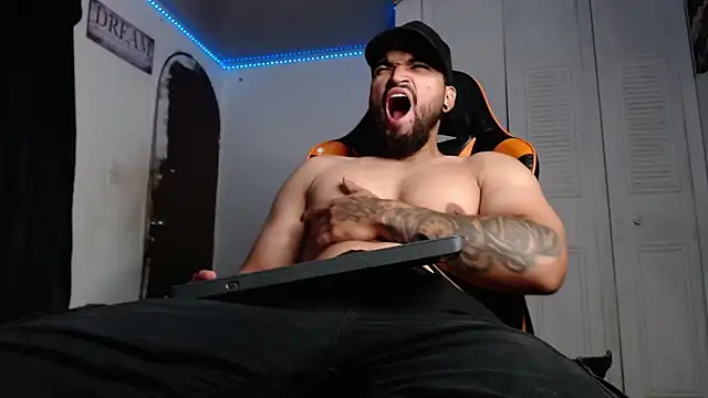 Chrys harris77 online show from October 10, 8:20 pm