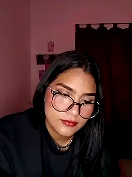 Renata Zoe online show from November 11, 1:33 am