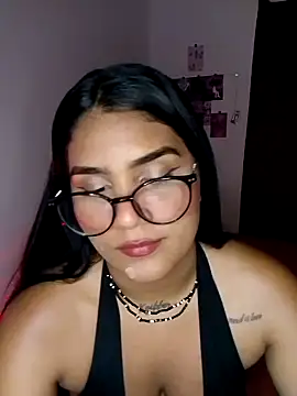 Renata Zoe online show from November 12, 1:43 am