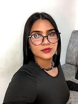 Renata Zoe online show from November 22, 2:10 am