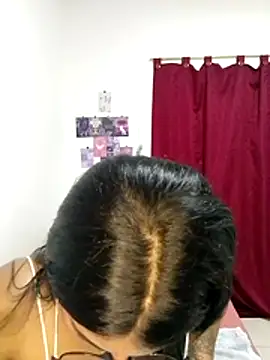 Renata Zoe online show from October 29, 6:40 pm