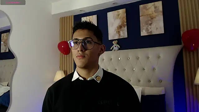 SalvadorFit online show from February 14, 8:09 pm