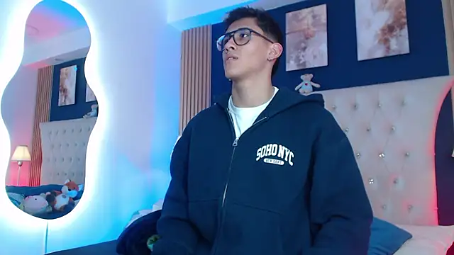 SalvadorFit online show from March 25, 8:19 pm