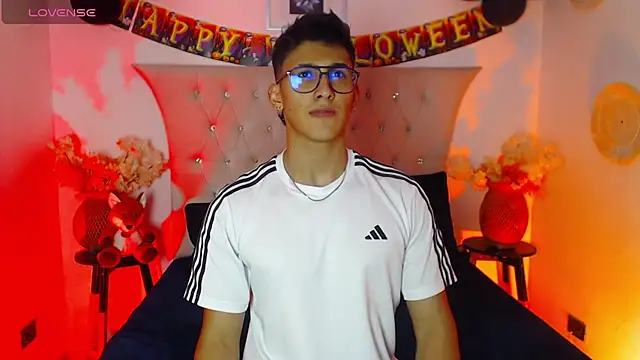 SalvadorFit online show from October 24, 8:41 pm