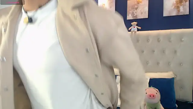 SalvadorFit online show from April 3, 8:37 pm