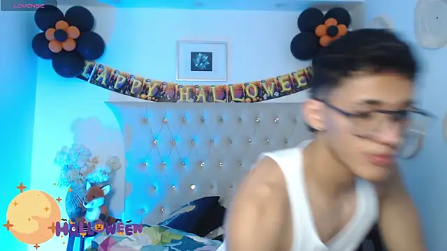 SalvadorFit online show from October 27, 8:43 pm