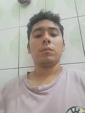 Snapshot of latinbigcock1_ chatting on October 31, 11:22 pm latinbigcock1 online show from October 31, 11:22 pm