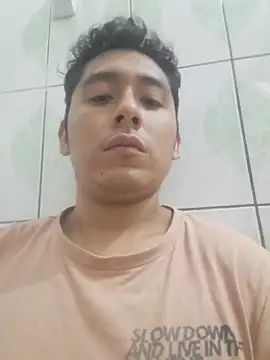 Snapshot of latinbigcock1_ chatting on October 27, 10:33 pm latinbigcock1 online show from October 27, 10:33 pm