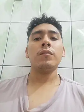 Snapshot of latinbigcock1_ chatting on September 28, 4:19 am latinbigcock1 online show from September 28, 4:19 am