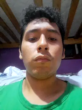 Snapshot of latinbigcock1_ chatting on March 1, 4:23 am latinbigcock1 online show from March 1, 4:23 am