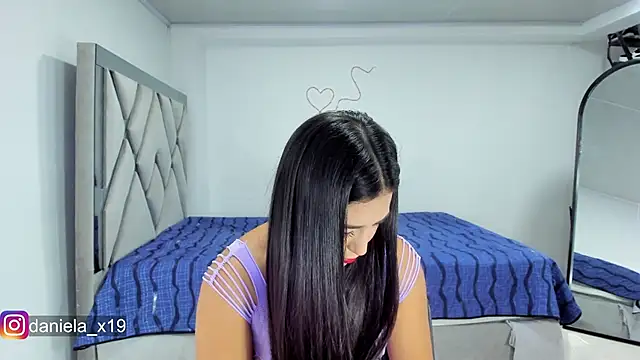 Daniela x19 online show from February 19, 12:40 am