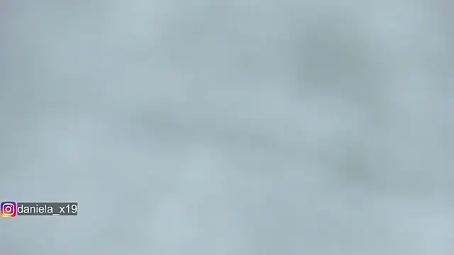 Snapshot of Daniela_x19 chatting on October 24, 12:42 am Daniela x19 online show from October 24, 12:42 am