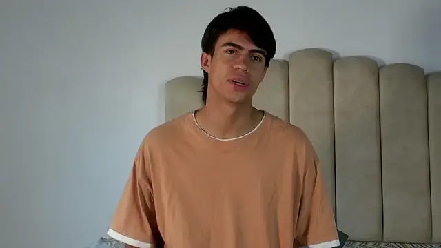 cody pipper  online show from September 29, 12:00 pm