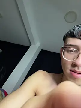 arthurdavies online show from November 14, 6:39 am