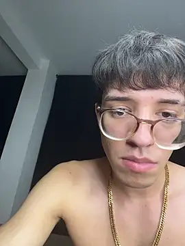 arthurdavies online show from November 3, 2:50 am