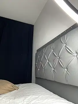 arthurdavies online show from November 21, 4:11 am