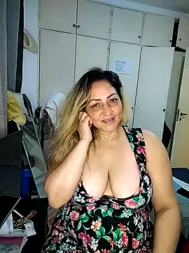 Lunita86 online show from October 25, 2:39 pm