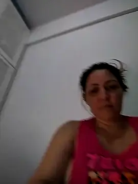 Lunita86 online show from February 26, 2:33 am