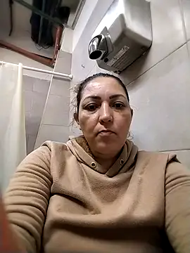 Lunita86 online show from April 14, 3:50 pm