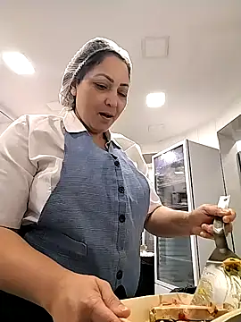 Lunita86 online show from April 19, 11:55 am