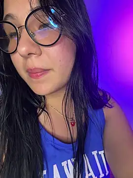 Snapshot of sacha_torres02 chatting on December 14, 8:09 am sacha torres02 online show from December 14, 8:09 am