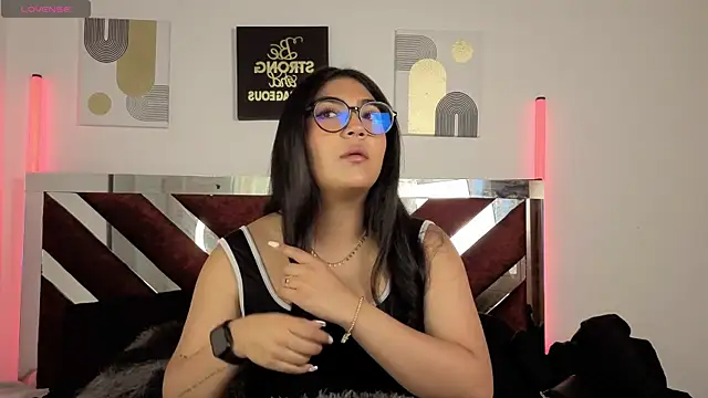 Violettabloom  online show from September 27, 12:44 pm