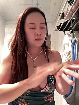 Kayla-love online show from February 9, 9:18 am