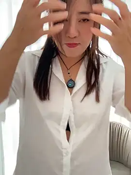 Kayla-love online show from April 3, 1:34 am