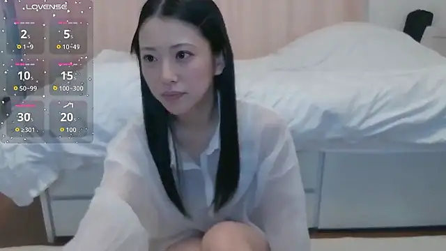 Snapshot of Mei_mei357 chatting on November 15, 12:03 am Mei mei357 online show from November 15, 12:03 am