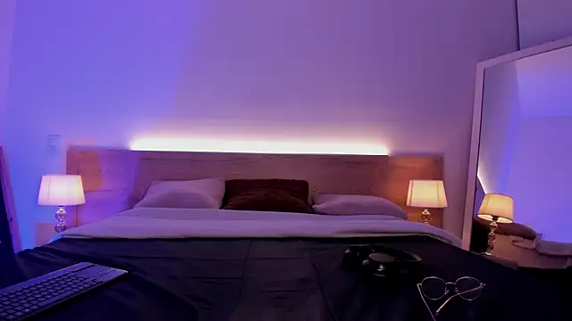 Scarleett Moon online show from November 29, 4:01 am