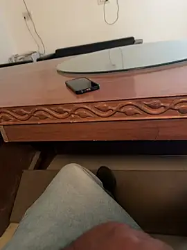 aflatoon121 online show from July 28, 10:45 am