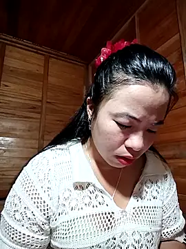 Snapshot of tulipsexy chatting on October 18, 12:45 am tulipsexy online show from October 18, 12:45 am