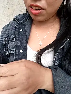 tulipsexy online show from October 22, 2:00 am