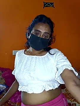 honeyqueen143 online show from September 26, 4:41 am