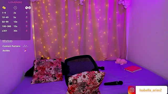isabella arias2 online show from February 6, 7:04 am