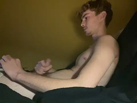 Randy9222 online show from October 18, 10:34 pm