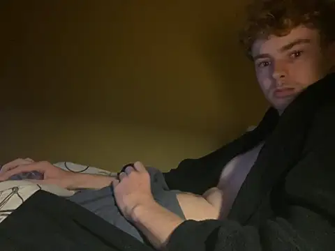 Randy9222 online show from October 3, 8:32 pm