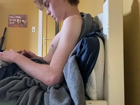 Randy9222 online show from March 8, 10:18 am