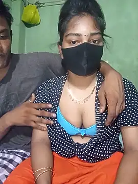 Snapshot of Cute_Couple59 chatting on June 4, 7:07 pm Cute Couple59 online show from June 4, 7:07 pm