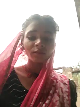 Snapshot of R_Roshni chatting on September 27, 12:50 am R Roshni online show from September 27, 12:50 am