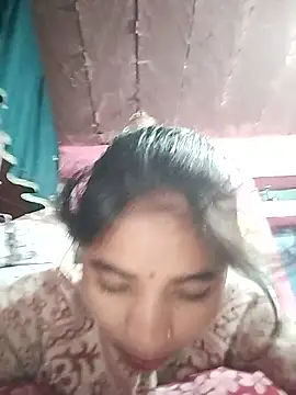 Snapshot of R_Roshni chatting on January 9, 11:55 pm R Roshni online show from January 9, 11:55 pm