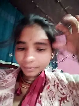 Snapshot of R_Roshni chatting on December 19, 11:18 pm R Roshni online show from December 19, 11:18 pm