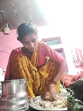 Snapshot of R_Roshni chatting on December 20, 11:07 pm R Roshni online show from December 20, 11:07 pm