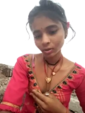 Snapshot of R_Roshni chatting on October 17, 12:47 am R Roshni online show from October 17, 12:47 am