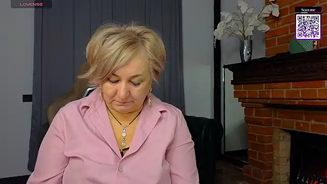 Marta Wils online show from October 9, 12:44 am