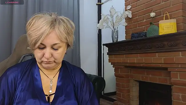Marta Wils online show from October 8, 2:35 am