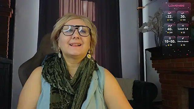 Snapshot of Marta_Wils chatting on October 23, 2:43 am Marta Wils online show from October 23, 2:43 am