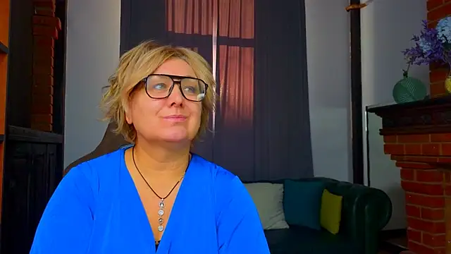 Snapshot of Marta_Wils chatting on November 6, 2:59 am Marta Wils online show from November 6, 2:59 am